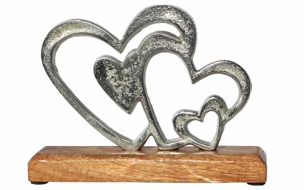 Skulptur Herzreihe auf Holzsockel